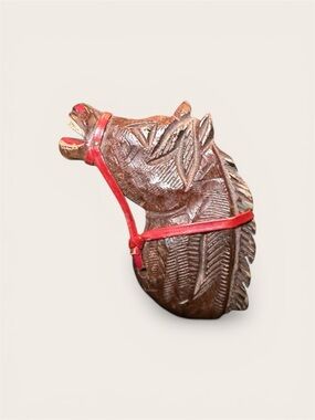 1930s–1940s Carved Wooden Horse Head Brooch Western Folk Art Pin